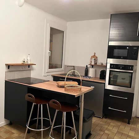 Agreable Maison De Village Avec Terrasse Vinca Εξωτερικό φωτογραφία