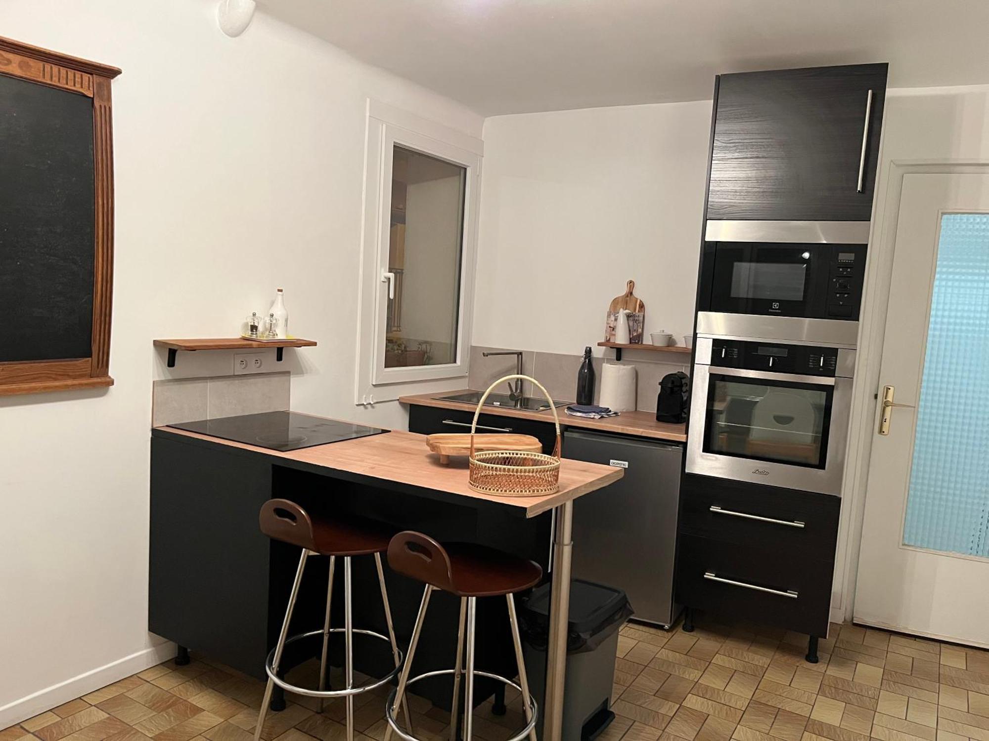 Agreable Maison De Village Avec Terrasse Vinca Εξωτερικό φωτογραφία